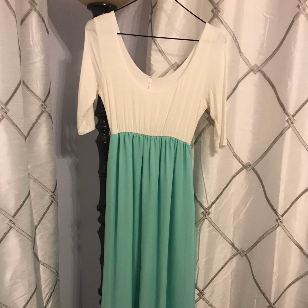 PinkBlush Mint Green Chiffon Maxi Maternity Dress